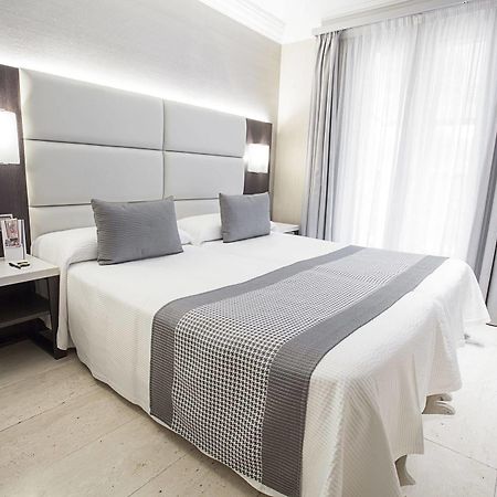 Habitus Hotel Europa Пампона Екстериор снимка