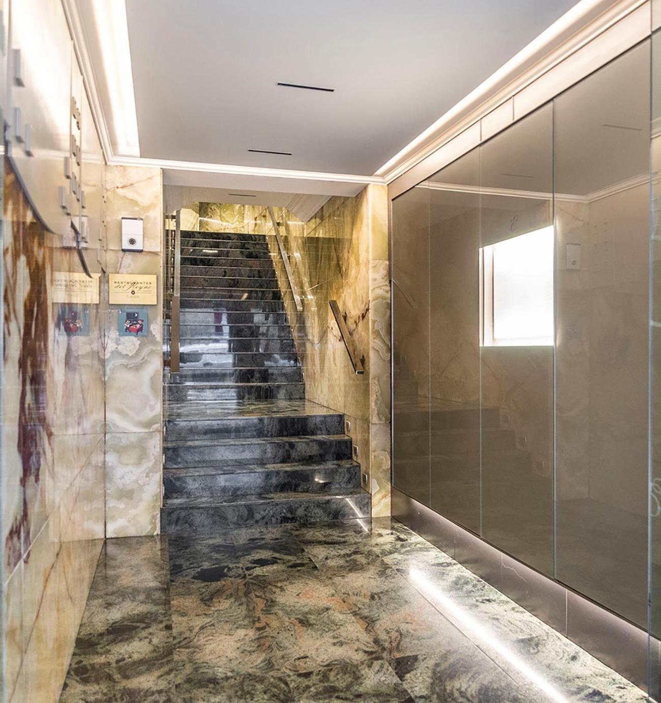 Habitus Hotel Europa Пампона Екстериор снимка